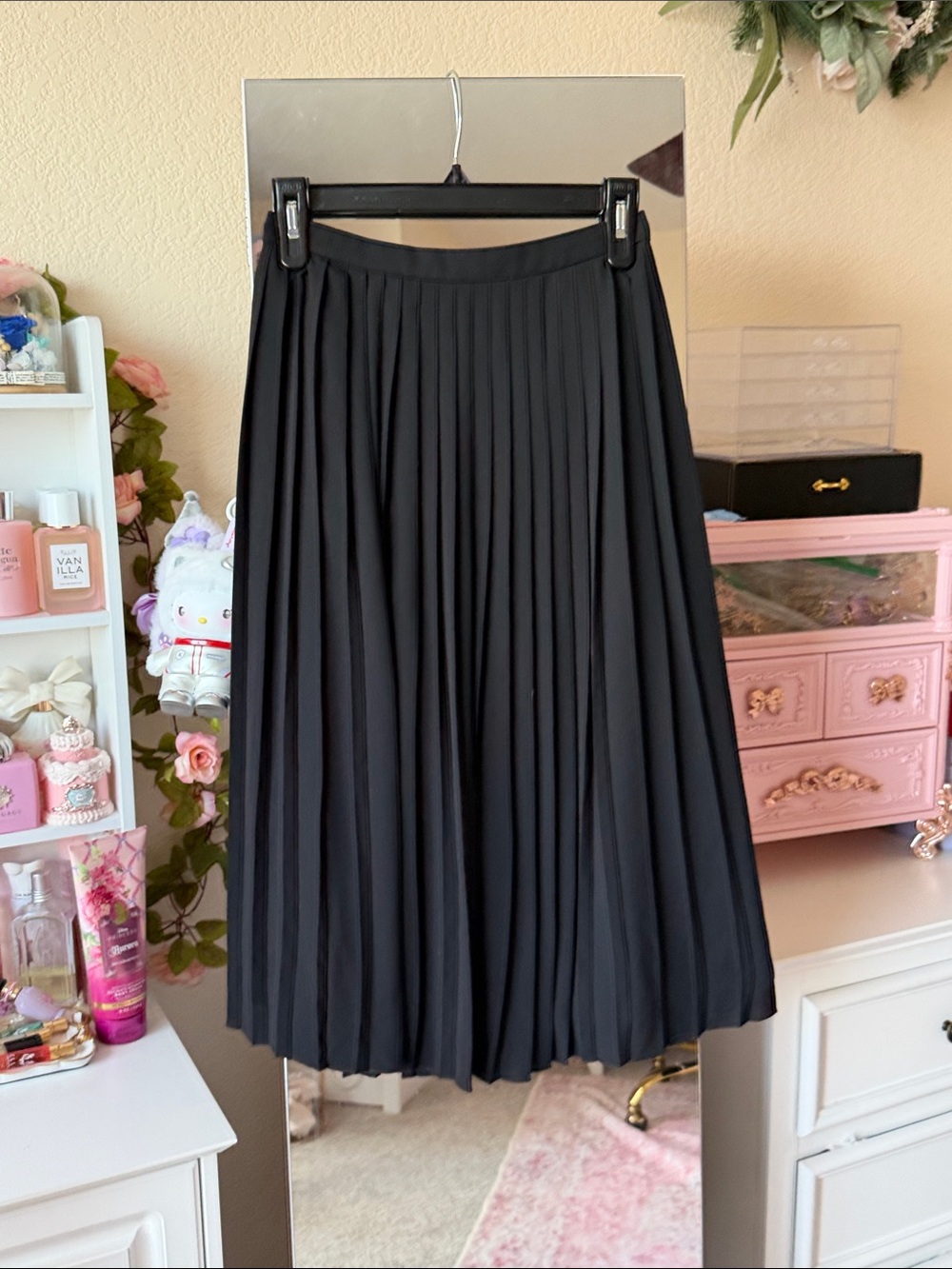 J.Crew Classic Black Pleated Midi Skirt - Women